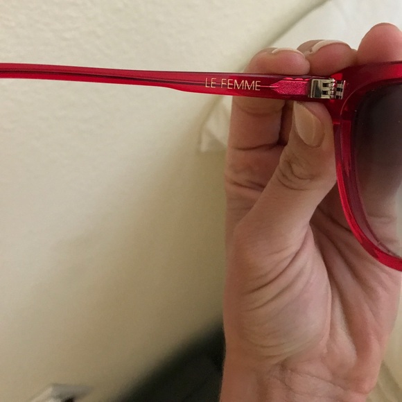 Red Cat Eye Wildfox Sunglasses - Picture 3 of 4